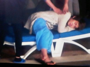 Onew-Oppa-is-SLeePing-XD-shinee-23976773-500-375