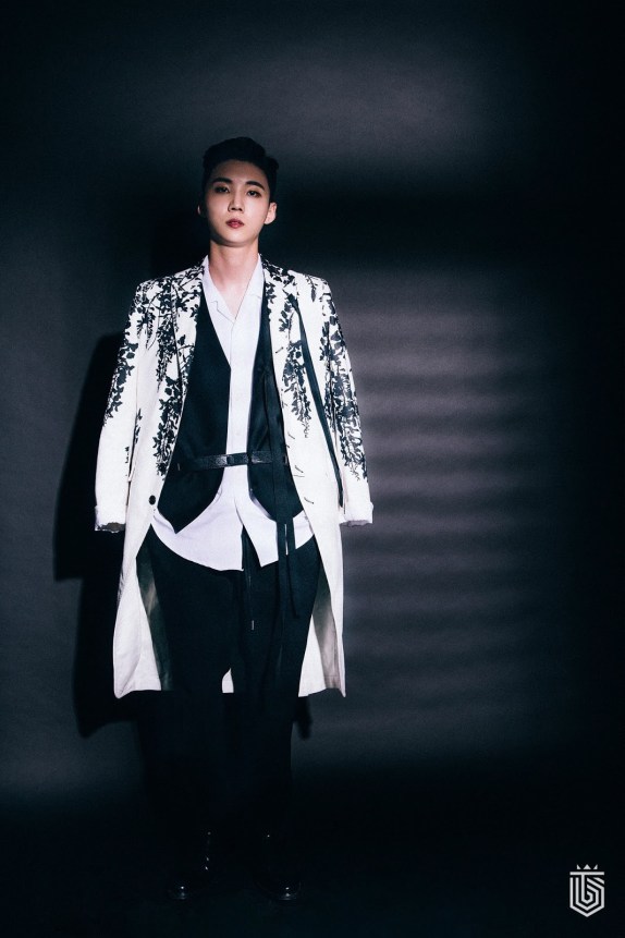 Imagini pentru hojoon topp dogg rainy day