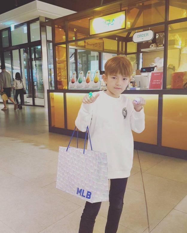 78758f36a44e540e7408071c4d8ea254-768x960