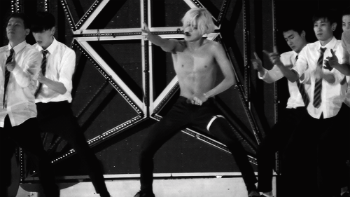 555c3b5f5e0e683793e06a38e9da1c03