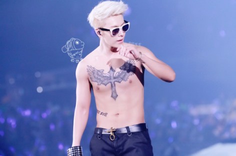 Imagini pentru super junior donghae abs