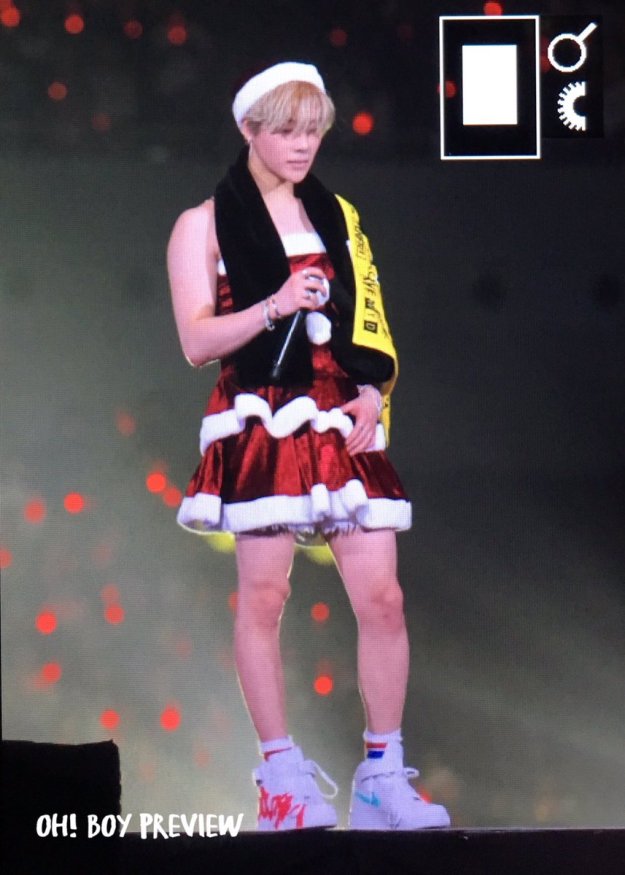 Картинки по запросу IKON's Jinhwan drops jaws with his santa