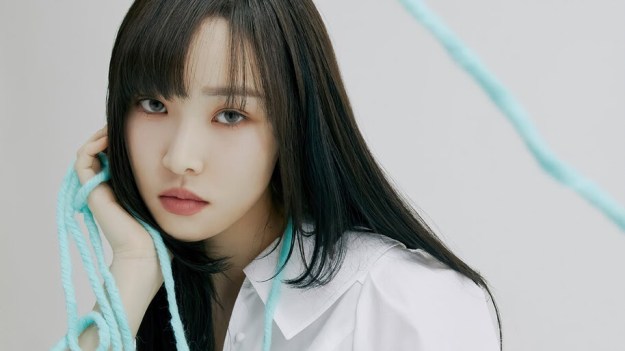 GFriend Yuju Labyrinth 4K Wallpaper #6.233